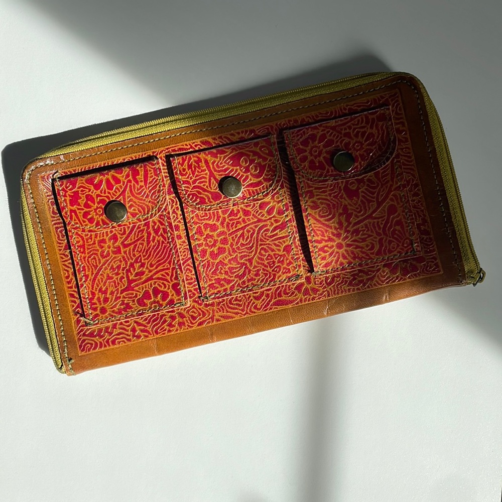 Vintage styled wallet